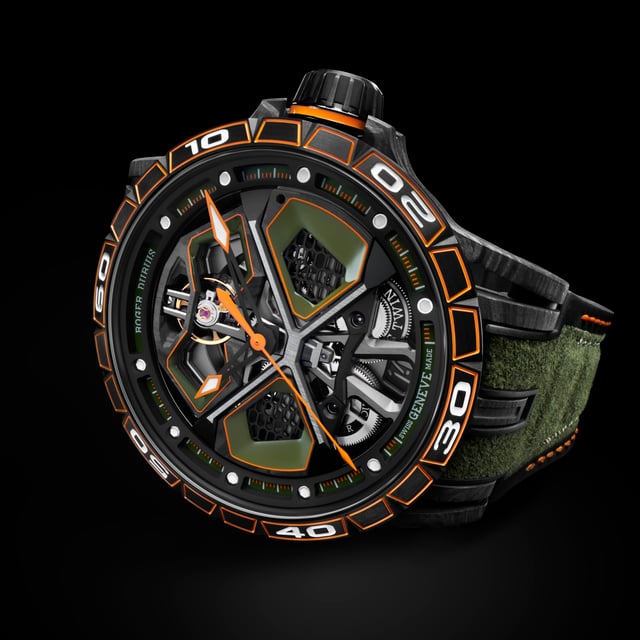 EXCALIBUR SPIDER HURACAN ST EVO2 watch lying on a side